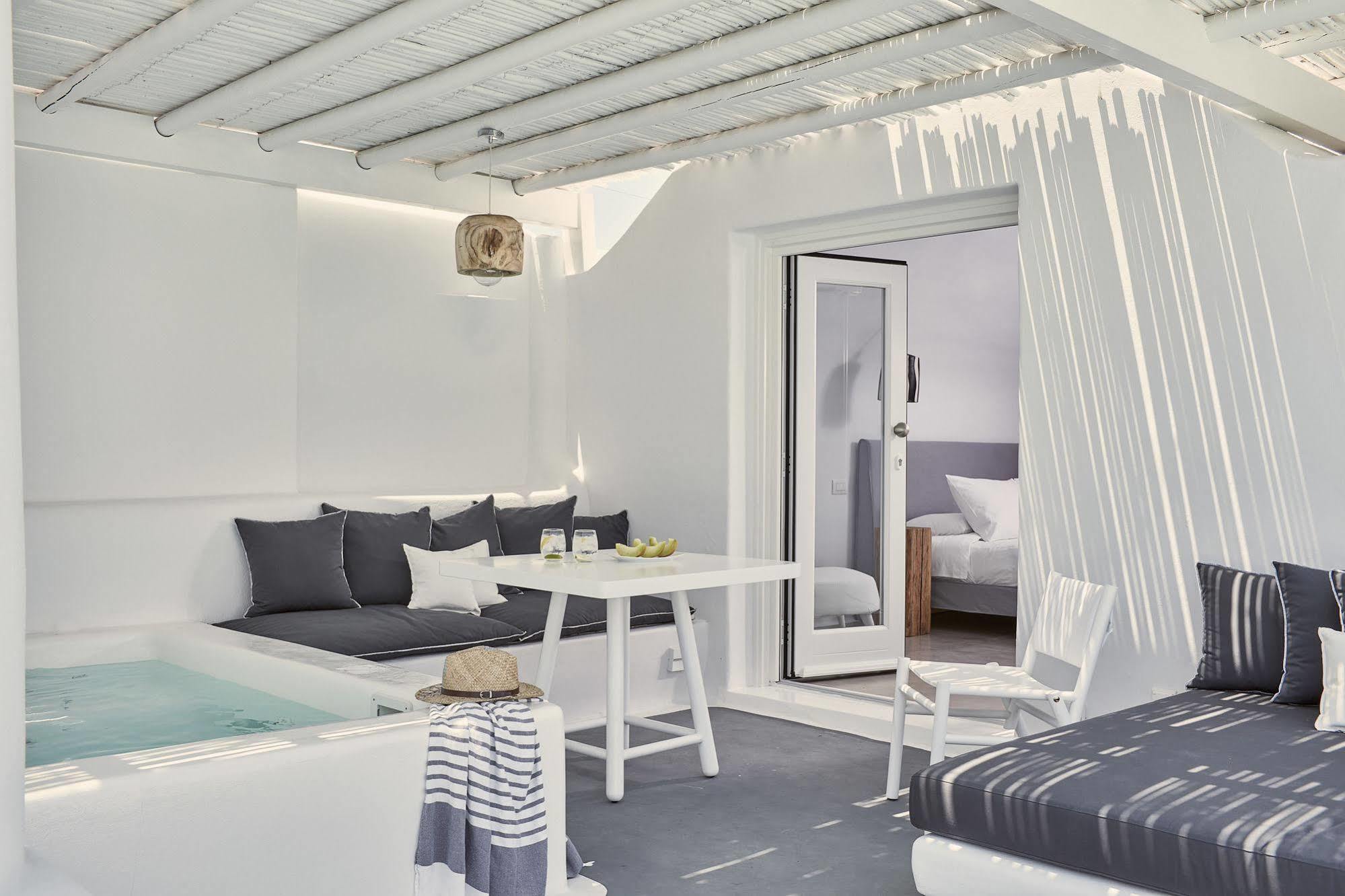 Boho Suites Santorini Періволос Екстер'єр фото